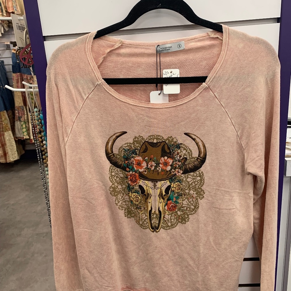 NWT Dexterous mauve long sleeve top with longhorn.   Made in the USA